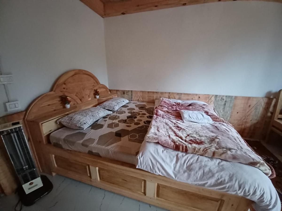 Vansh Green View Homestay Sainj Kültér fotó