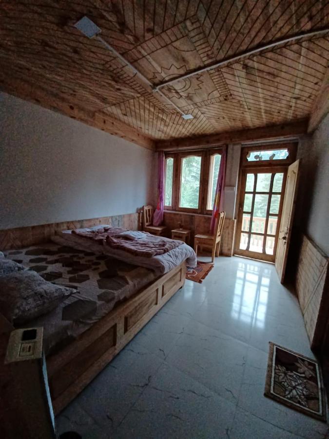 Vansh Green View Homestay Sainj Kültér fotó